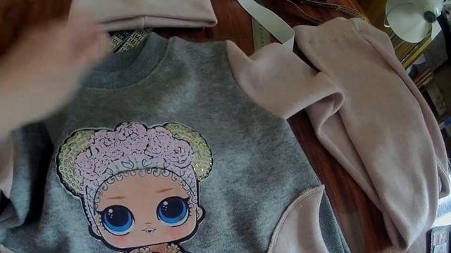 спешу закончить подарок внучке. смотреть онлайн