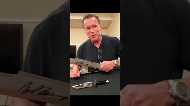 Arnold Schwarzenegger | the nice comedy of | Big knife | смотреть онлайн