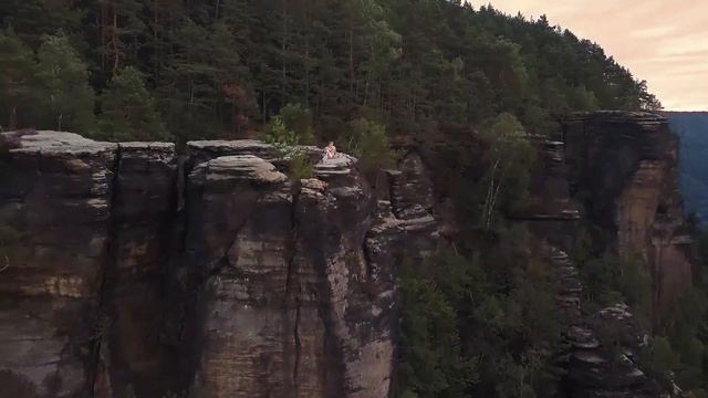 Aviram Net - Living on the edge (Saxon Swiss National Park) смотреть онлайн