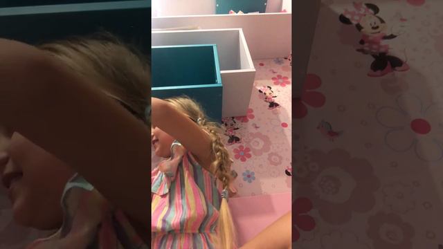 Распаковка моих подарков на день Рождение смотреть онлайн