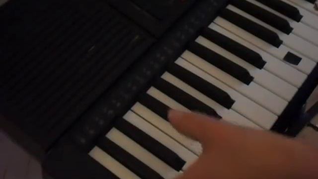 Синтезатор.Играем аккордами. смотреть онлайн