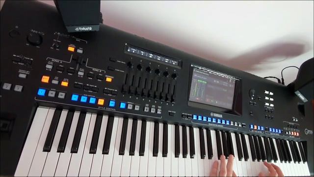 Coffin Dance ☆Yamaha GENOS☆ смотреть онлайн