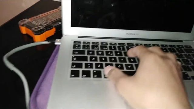 Cambio de Disco Duro de Macbook air 2012