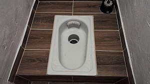 Чаша Генуя в городской квартире вместо обычного унитаза