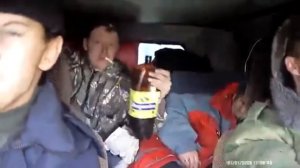 МУЖИКИ НА УАЗИКЕ ПРИКОЛ