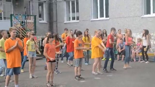 Танцы обниманцы