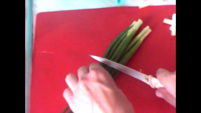 Оладьи с зеленым луком смотреть онлайн