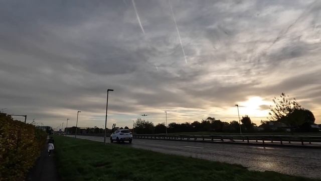 Where To Watch Planes Land At London Airport | Heathrow's Southern Runway