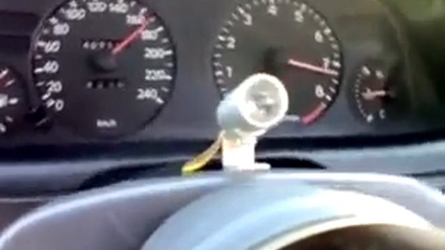 Toyota corolla indus top speed 200 kmph Real Quick смотреть онлайн