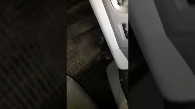 Замена датчиков АБС на авто Т5. смотреть онлайн