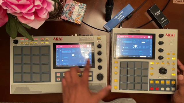 MPC ONE Retro Edition Beat Making + AKAI MPC Live Ii Comparison Review