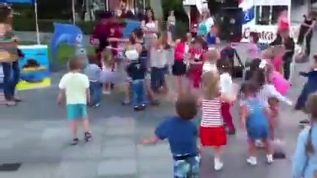 Ялта для детей. Май 2014 смотреть онлайн