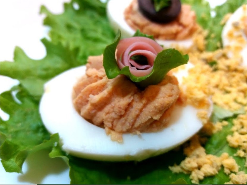 ФАРШИРОВАННЫЕ ЯЙЦА на праздничный стол. смотреть онлайн