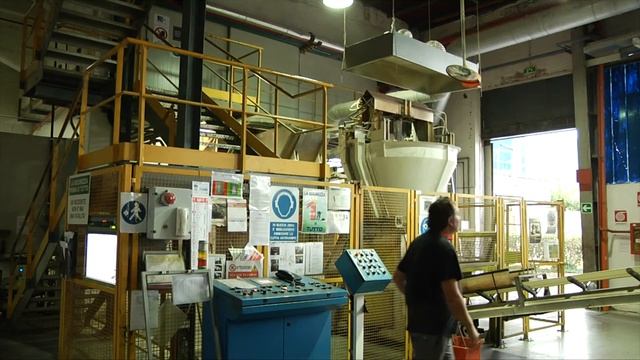 Tarkett, in Umbria la chimica verde vale di più смотреть онлайн