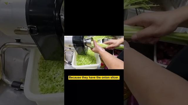 Powerful cooking weapon: Onion slicer смотреть онлайн