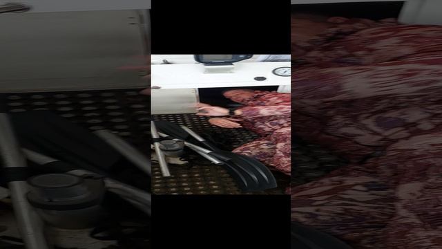 Готовим катер к рыбалке.