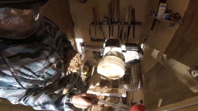 Точение трех салатников победитовыми насадками смотреть онлайн