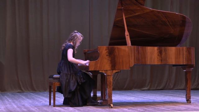 Безкровная Николь, 10 лет, г Курск, ДШИ № 1 им Г В Свиридова смотреть онлайн