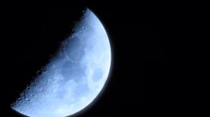 Как узнать, молодая Луна на небе или старая? (читаем описание). Никон Р900.