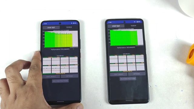 iQOO 9 vs iQOO 7 CPU Throttling Test Snapdragon 870 vs 888+ Which is Best ??? смотреть онлайн