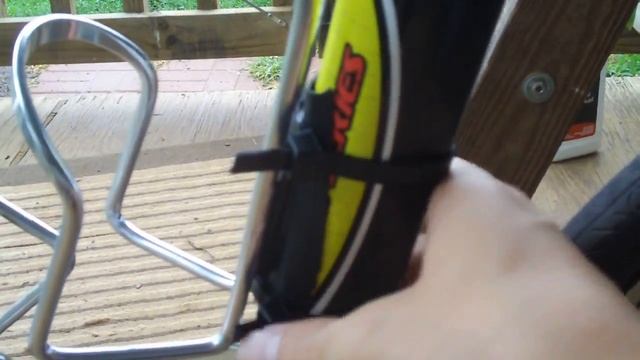 The cheap and easy way to mount a bottle cage to a bike frame missing the holes смотреть онлайн