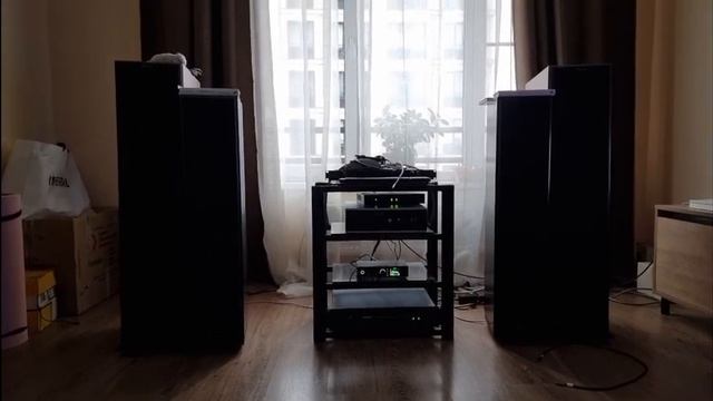 Dynaudio Emit 30