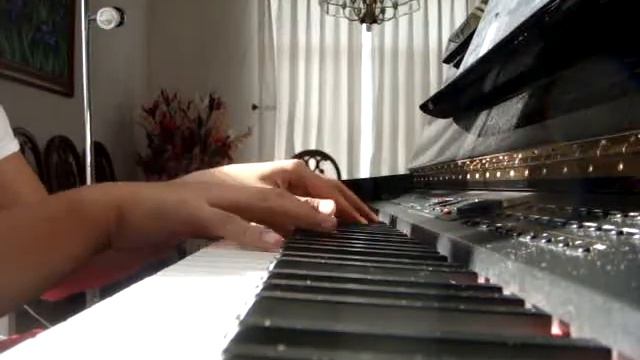River flows in you by yiruma piano, Bella's Lullaby twilight смотреть онлайн