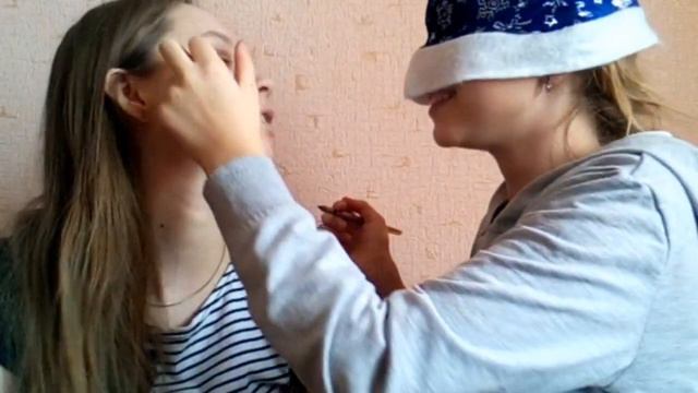 Vlog С ПОДРУГОЙ. МАКИЯЖ С ЗАКРЫТЫМИ ГЛАЗАМИ смотреть онлайн