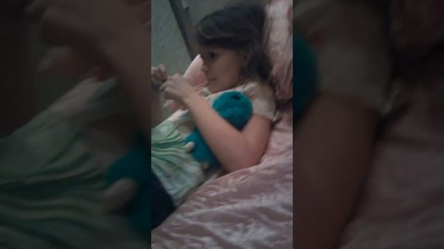 Дергаем Свете зуб смотреть онлайн