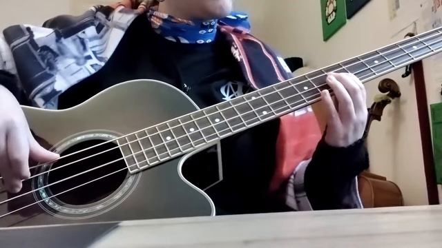 Improv on acoustic bass смотреть онлайн