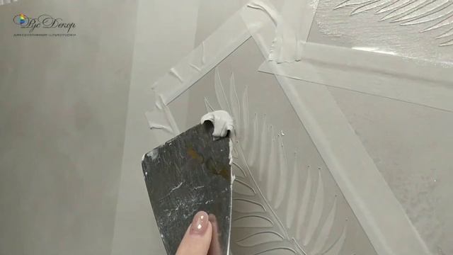 Как правильно нанести трафарет из декоративной штукатурки на стену. Три техники нанесения. РусДекор смотреть онлайн