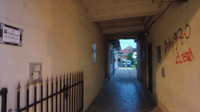 🇷🇸 VALJEVO, SERBIA | TEŠNJAR Friday EVENING 4K City WALKAROUND | Serbia Travel 2022