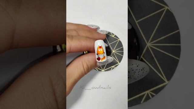 Кот на ногтях. Сердечки. Кекс на ногтях. Пирожное на ногтях. Рыжий кот. смотреть онлайн