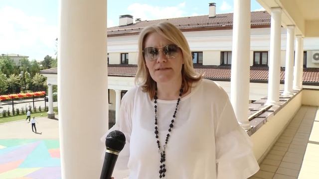 Наталья Мельникова: «В Ломоносовской школе – атмосфера добра и тепла» смотреть онлайн