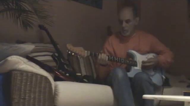 Differente guitars voices... on Hendrix' s Little Wing смотреть онлайн