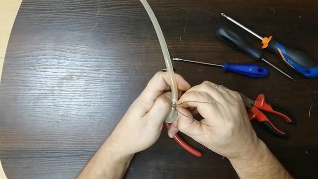 Чтоб не покупать хомуты Сделал приспособление механизм для хомутов жимков из проволоки смотреть онлайн