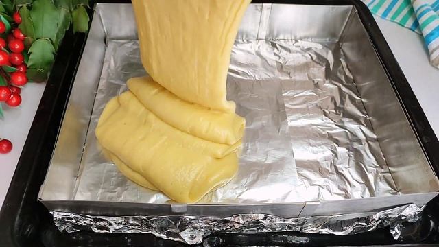 У вас есть чашка кефира и 4 яйца!Можно делать это каждый день .Мой "ХОДОВОЙ" пирог на каждый день смотреть онлайн
