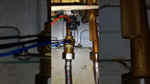 Газовая колонка генберг не выключалась, Решено!