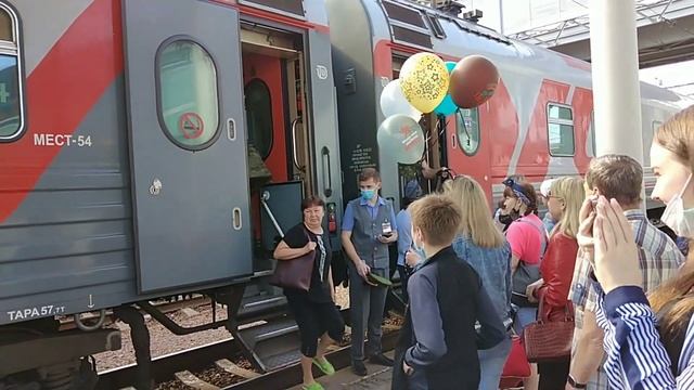 ДЕМБЕЛЬ-2021,,В субботу встречали домой солдата.подруги сыночка.(оператор,я)??????☕???? смотреть онлайн