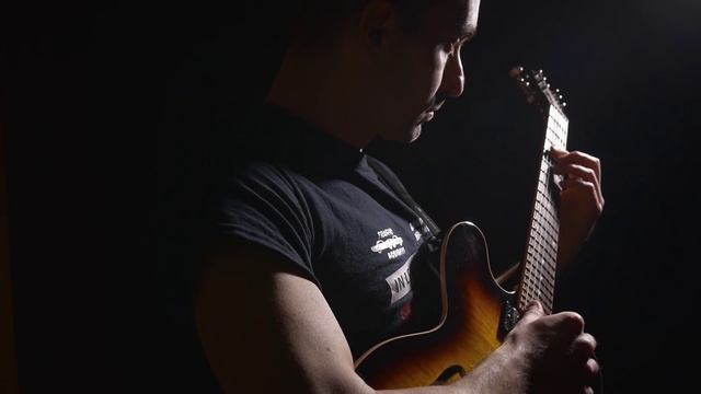 "Liberty city" (by Jaco Pastorius) played by Livio Lamonea смотреть онлайн