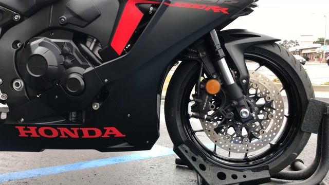 Onyx Moto / 2018 Honda CBR1000RR / Toce Exhaust Sound Clip смотреть онлайн