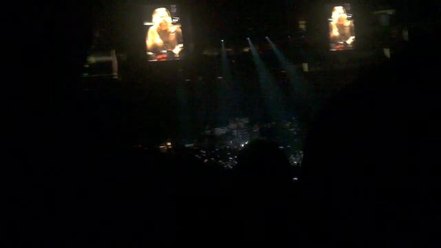 Foo Fighters - Bridge Burning - Live at Oracle 10/19/11 смотреть онлайн