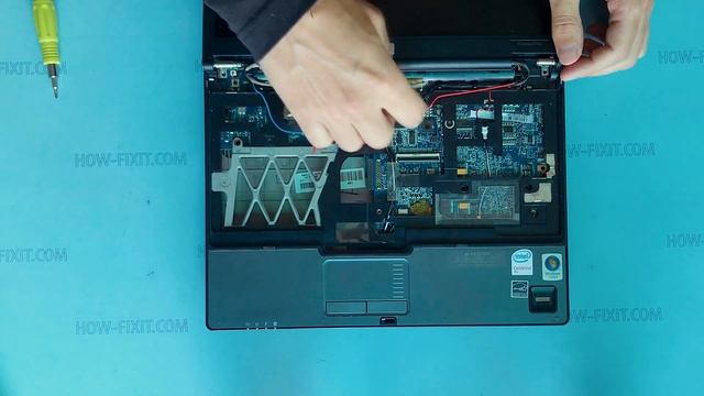 Разборка и чистка ноутбука HP Compaq 2510p | Замена термопасты смотреть онлайн