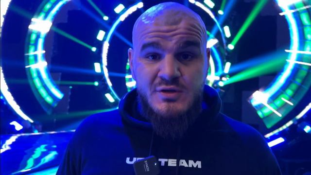 ШАРАФУТДИНОВ: мне многие говорили, заднюю не дают. ХАДИС:я не буду с ним боксировать,я буду драться смотреть онлайн
