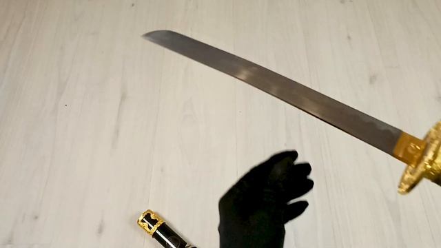 Самурайский меч танто Черный с золотом смотреть онлайн