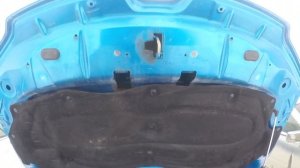 Рено Логан 2—уплотнитель подкапотного пространства .