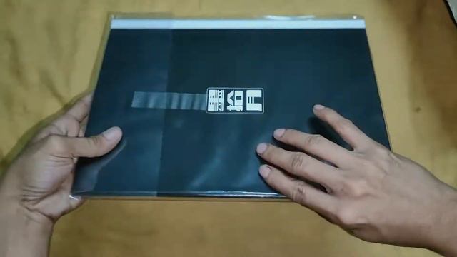 Unboxing Zeentober | Zeen Chin (墨拾月) смотреть онлайн