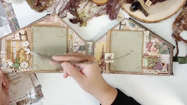 Альбом-домик. MixedMedia. Скрапбукинг.
