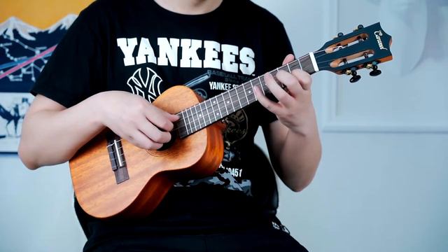 21" Mahogany, Classic Style Ukulele - MS43Y смотреть онлайн