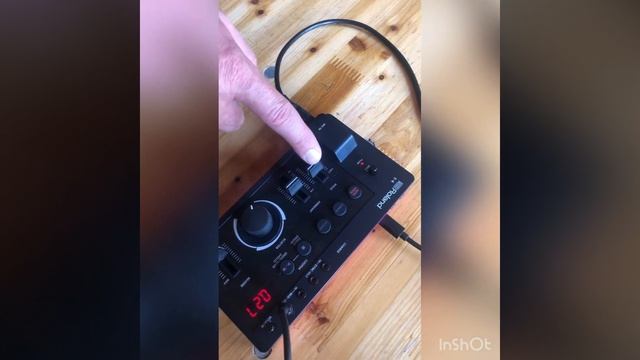 Roland E-4 Unboxing und erster Test, deutsch смотреть онлайн